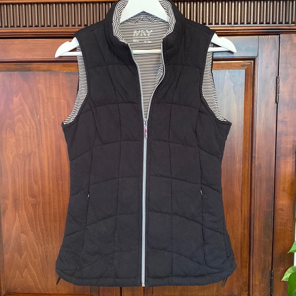 Andrew Marc MNY Marc New York Performance Vest quilted soft jersey fabric